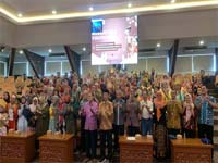 Parallel Program Nomor 8